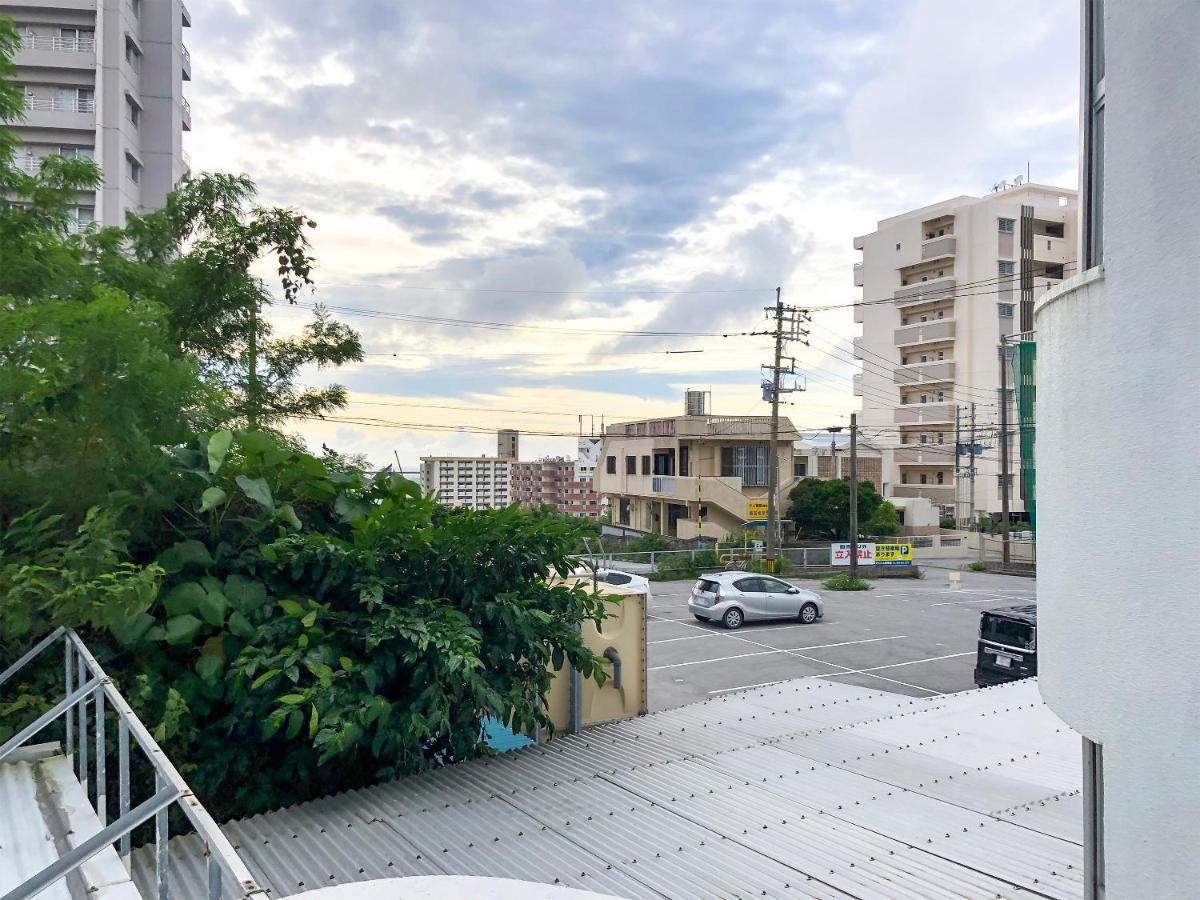 Sunset Hills Inn Naha Exterior foto
